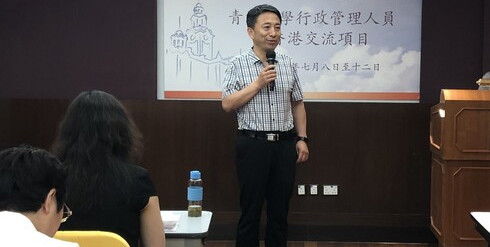 青海大学代表在结业礼上致辞，分享对这几天课程的感受与感谢。