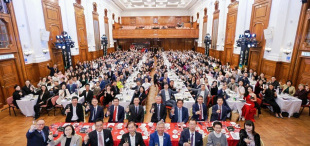 Image of 百年陆佑堂，相聚共此时 | 2026【港大日】高桌晚宴温暖收官