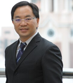 吴雷钧博士 Dr. Bryan Ng