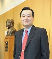 Dr. Harry Xia