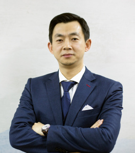 倪云华先生