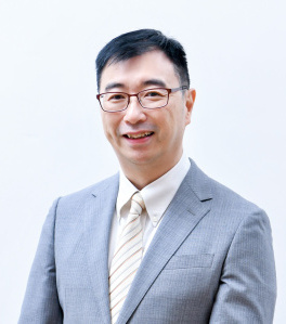 Mr Kevin Yeung