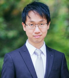 许嘉铭先生 Mr Joe Hui