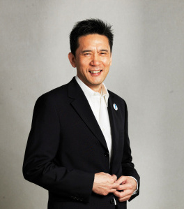 Mr Kevin Kang