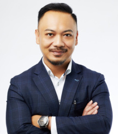 Mr Chris Yap